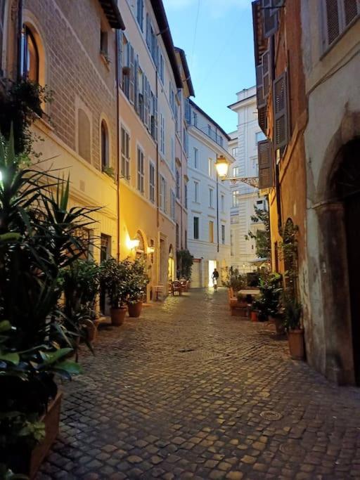 Locanda Cappellari - Campo de' Fiori Roma Esterno foto