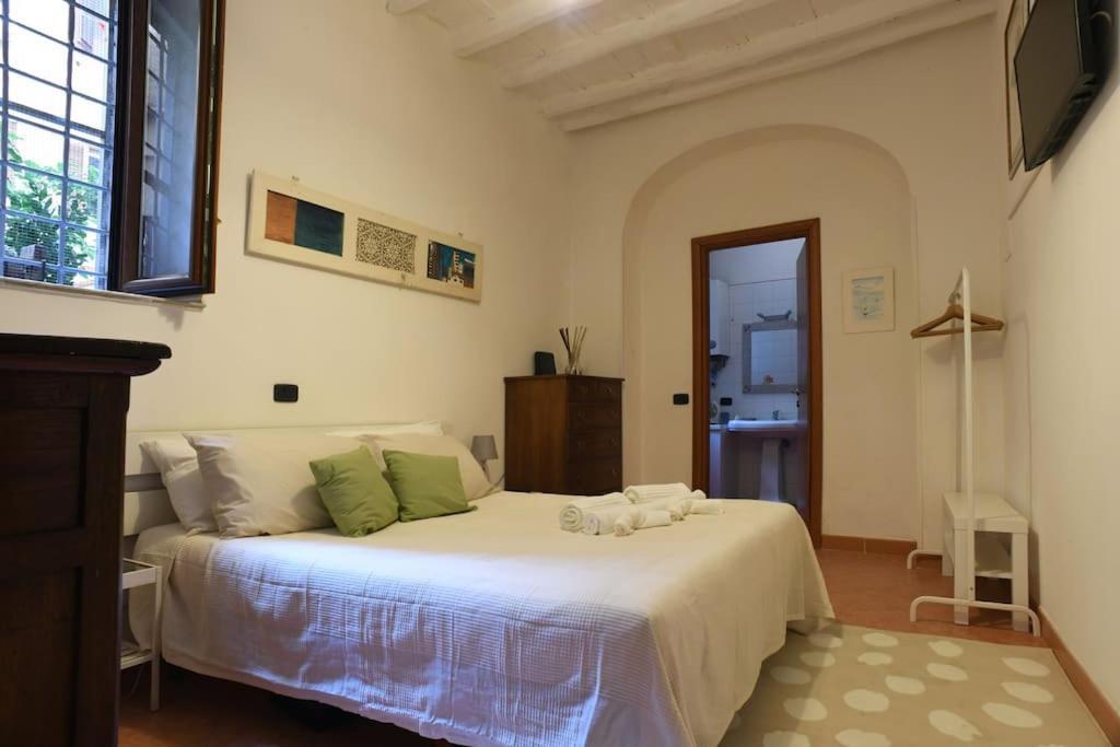 Locanda Cappellari - Campo de' Fiori Roma Esterno foto